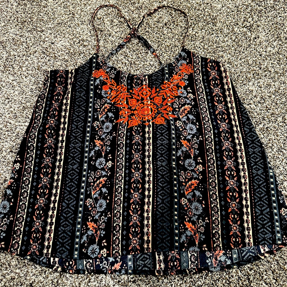 Hollister XS Tank Adjustable Spaghetti straps cross in back Excellent condition